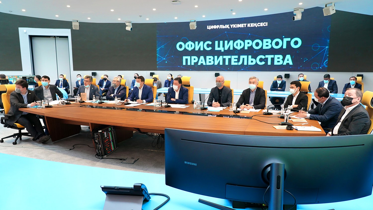 А. Мамин поручил повысить эффективность работы акиматов по стабилизации цен
