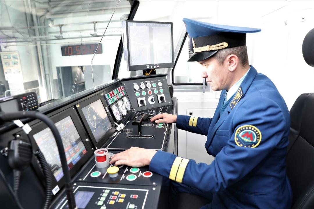 Метрополитен Алматы запустил 8 новых электропоездов