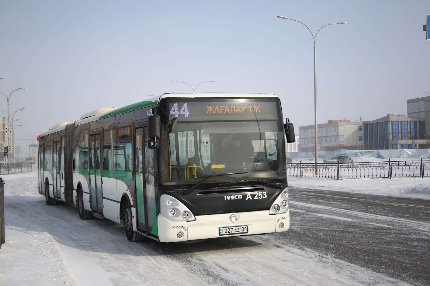 DH8B0084